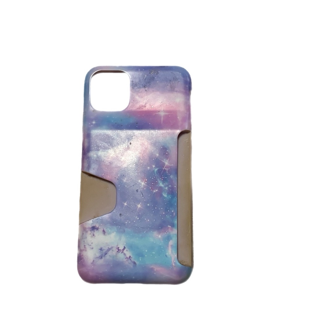 Velvet Caviar Cosmic Phone Case - Purple and Blue


iPhone 11 Pro Max


Used